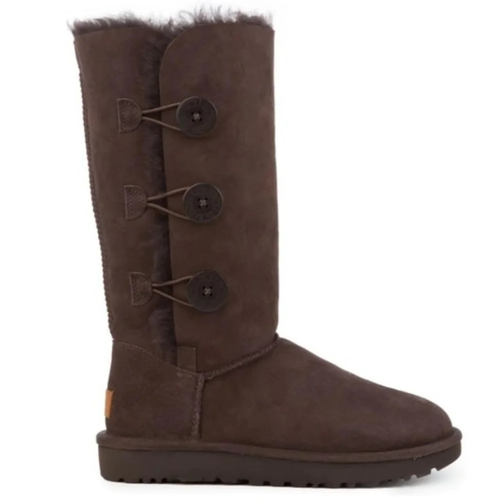 Ugg Bailey Button Triplet II Chocolate Brown Boots Size 7